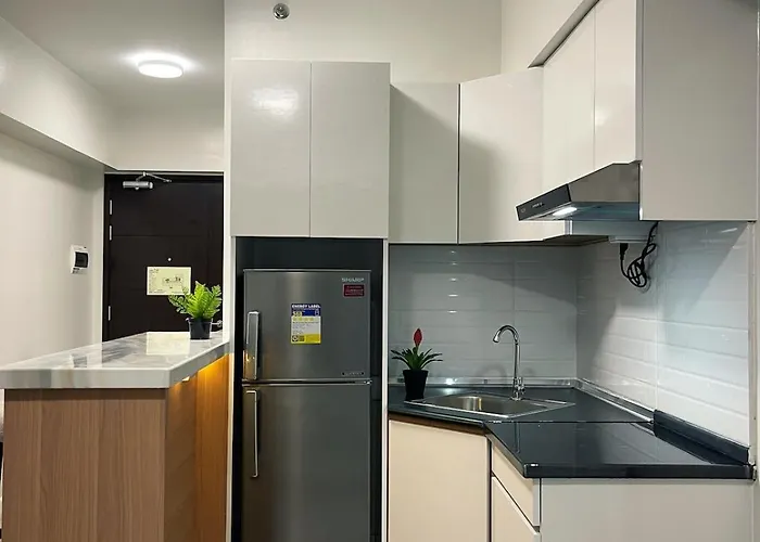 Apartment In It Park Near Business Hubs